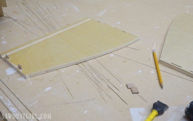 Building a cabinet drawer with curved sides