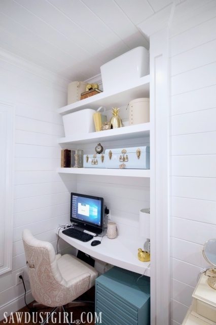 Pretty Bedroom Makeover Reveal & Ideas for Small Bedrooms - Small bedroom built-in desk